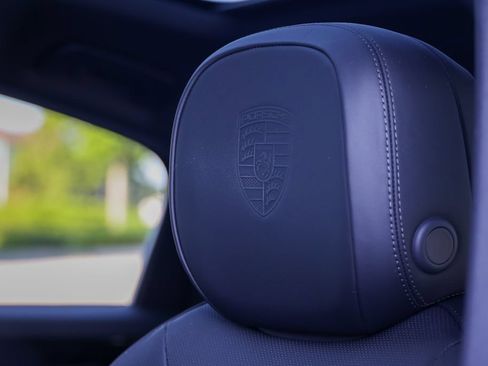 Certified 2026 Porsche Cayenne S AWD/4WD image 35