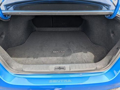 Used 2025 Nissan Sentra SV FWD image 6