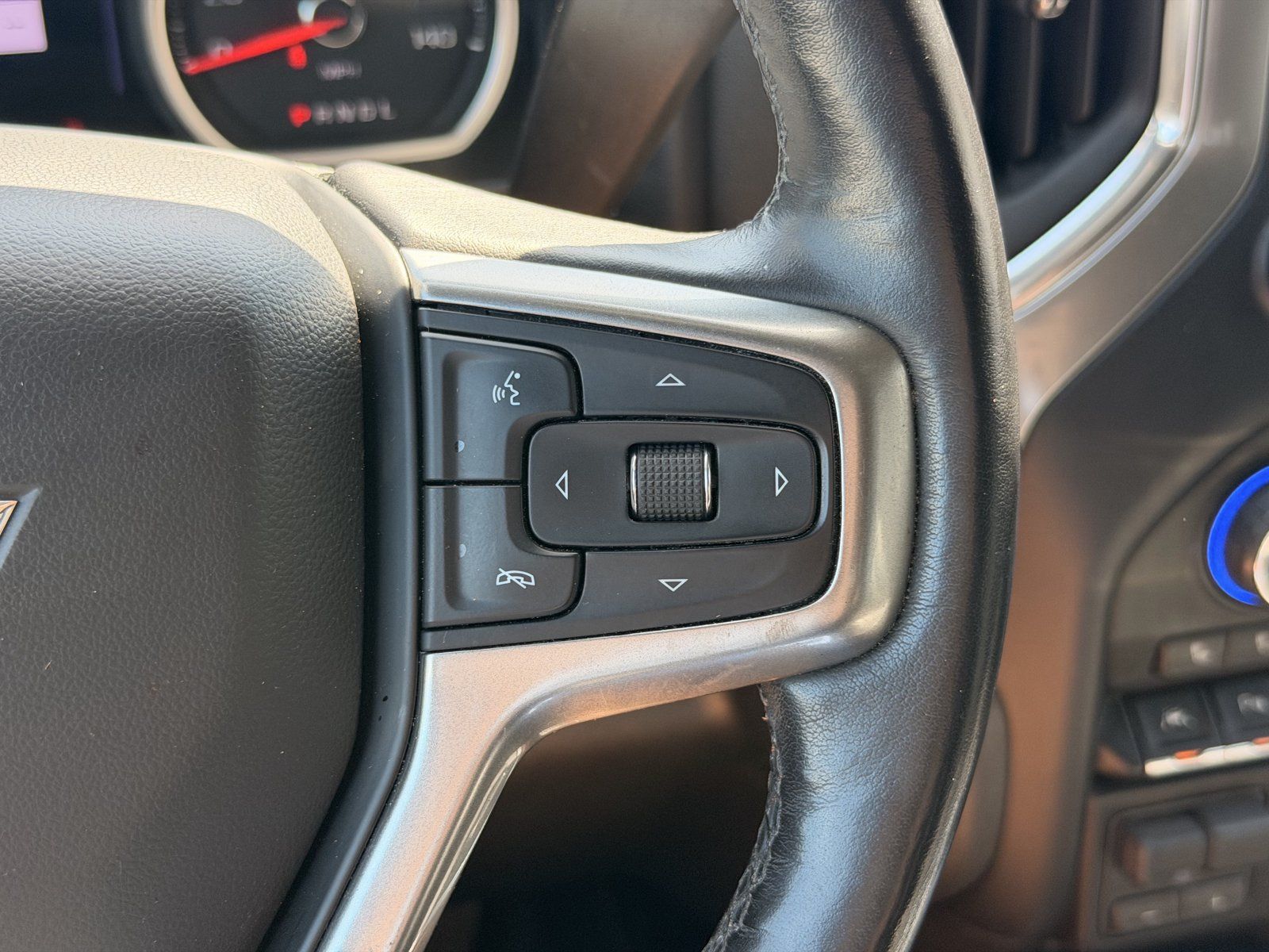 Used 2019 Chevrolet Silverado 1500 LTZ w/ LTZ Plus Package AWD/4WD image 20