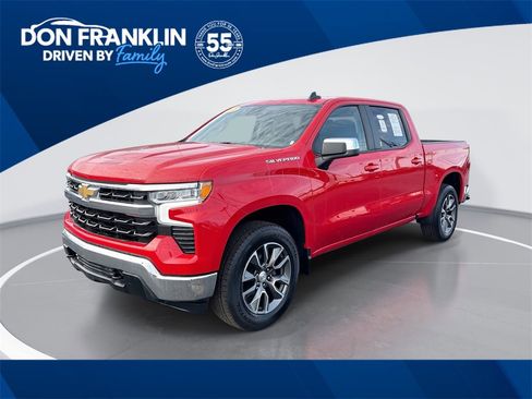 Used 2022 Chevrolet Silverado 1500 LT image 1