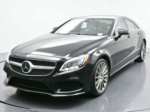 Used 2016 Mercedes-Benz CLS 550 4MATIC image 3
