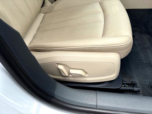 Used 2018 Audi A4 2.0T Premium w/ Convenience Package image 29