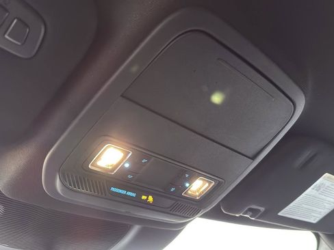 Certified 2022 Ford Explorer Platinum w/ Technology Package image 21