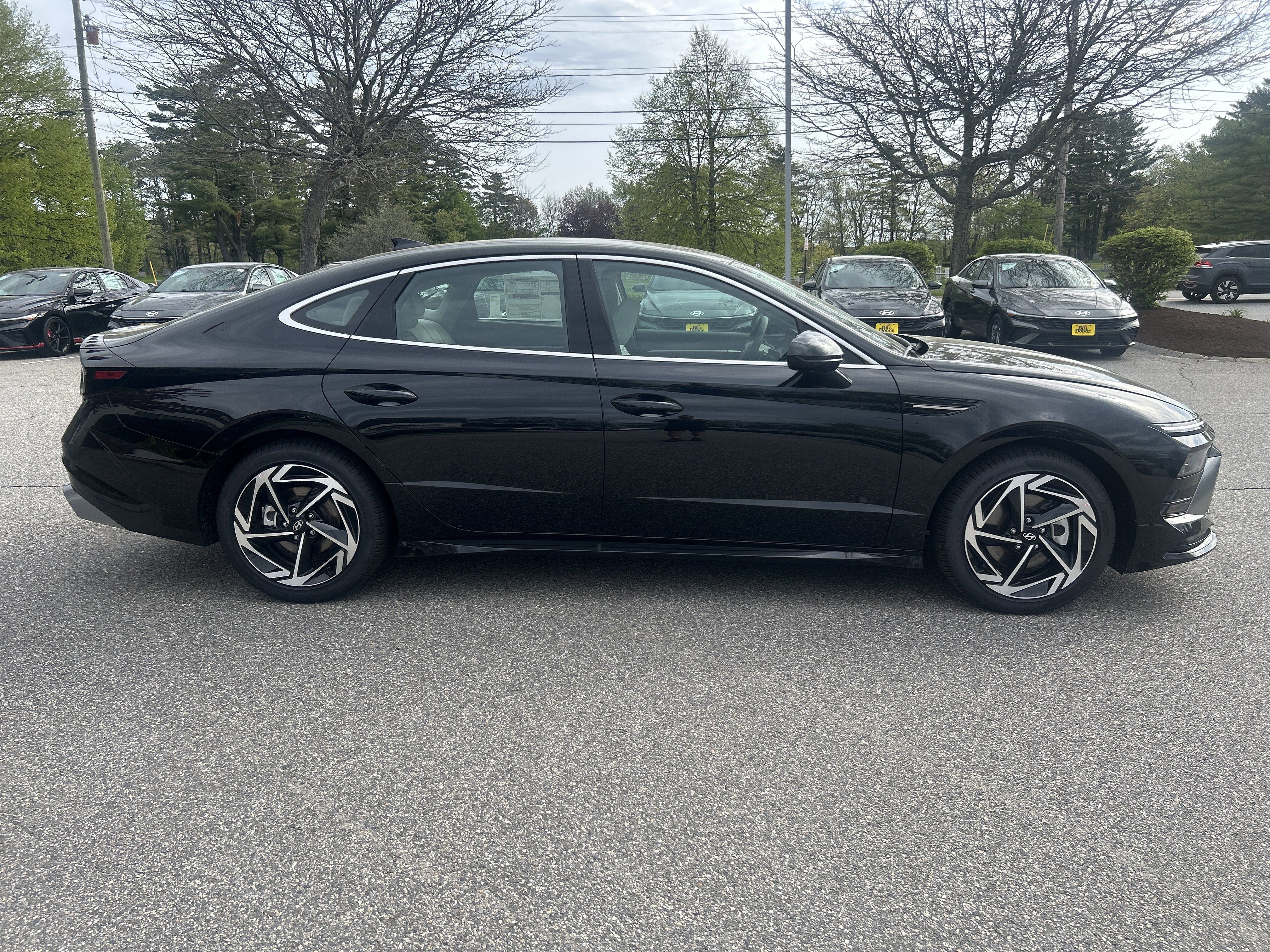 New 2026 Hyundai Sonata SEL AWD/4WD image 8