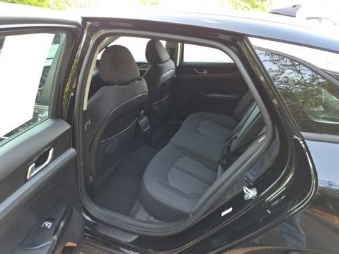 Used 2023 Kia K5 LXS FWD image 13