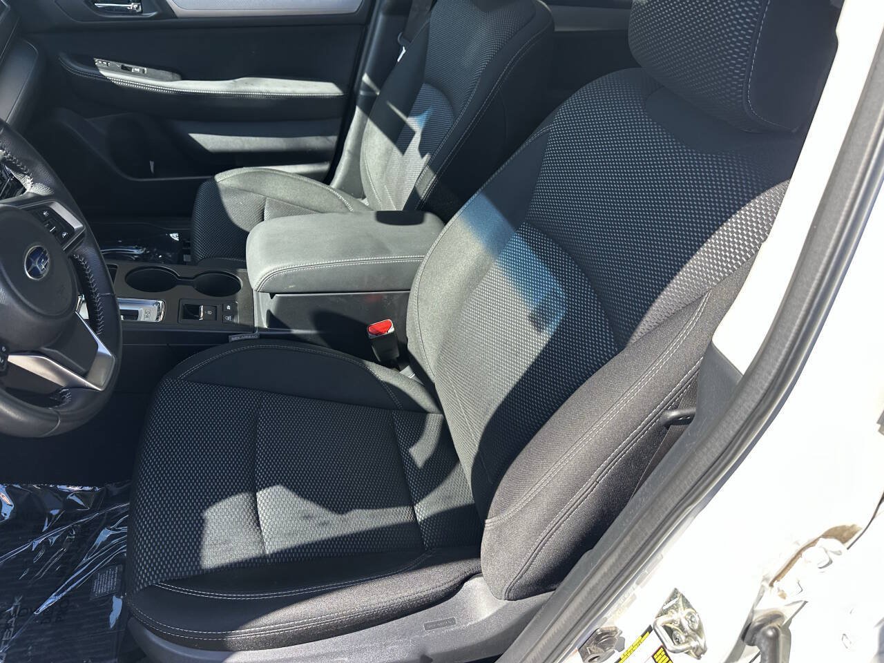 Used 2019 Subaru Outback 2.5i Premium AWD/4WD image 11