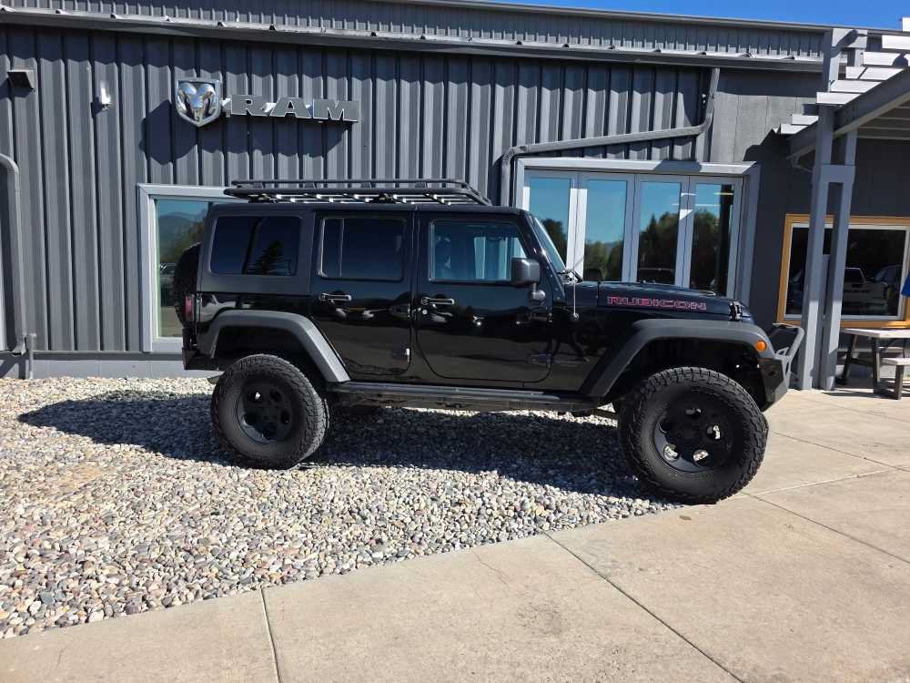 Used 2016 Jeep Wrangler Unlimited Rubicon AWD/4WD image 3