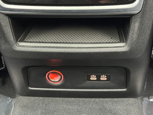 Used 2019 BMW X7 xDrive40i w/ Premium Package image 37