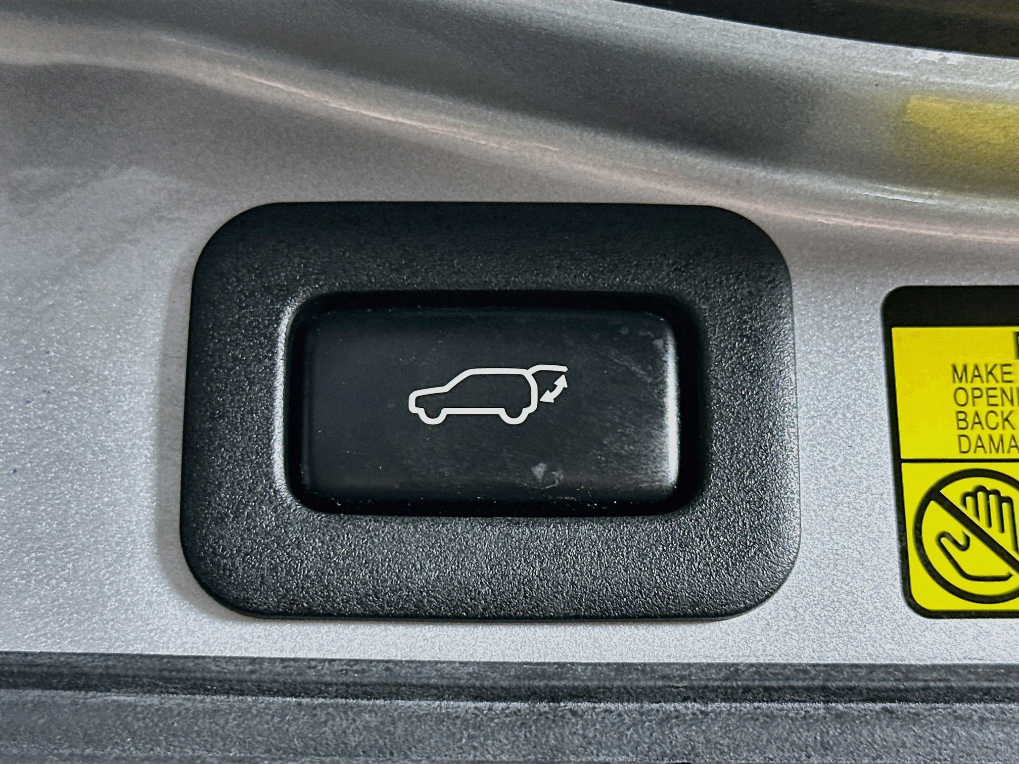 Used 2014 Lexus LX 570 4WD image 32