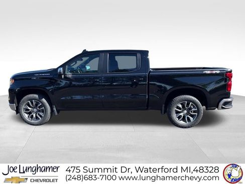 Used 2023 Chevrolet Silverado 1500 LT AWD/4WD image 7