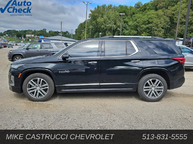Used 2022 Chevrolet Traverse High Country w/ LPO, 'HIT The Road' Package AWD/4WD image 2