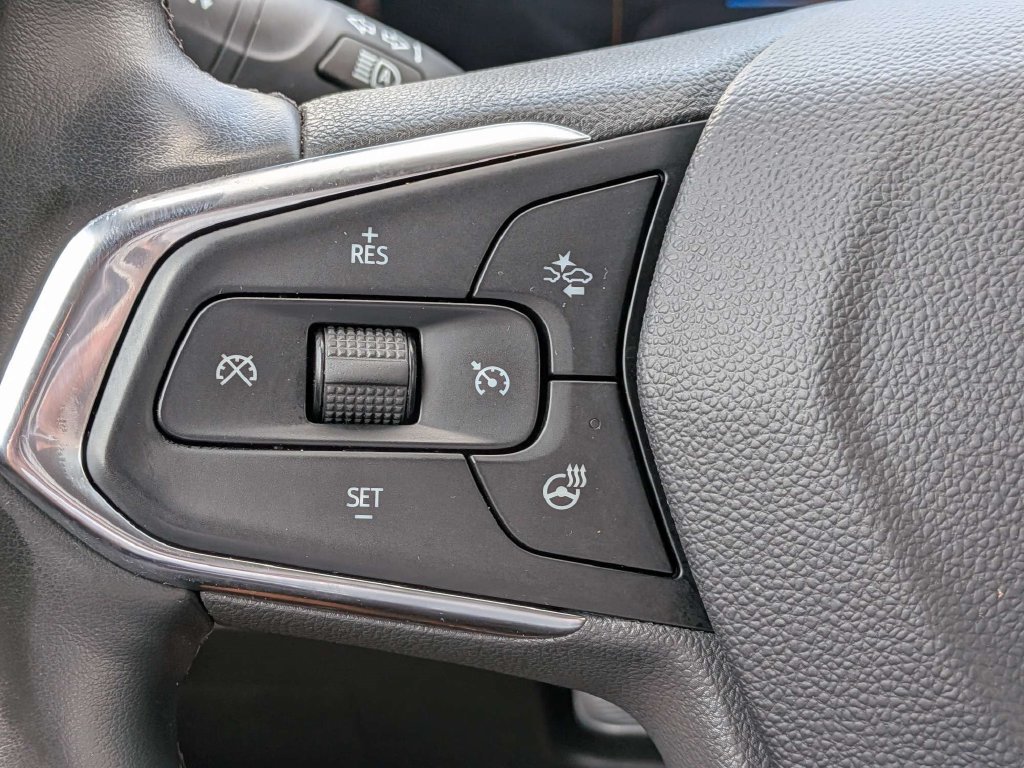 Used 2025 Chevrolet Trax ACTIV w/ Driver Confidence Package FWD image 25