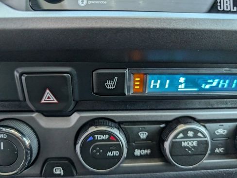 Used 2023 Toyota Tacoma TRD Off-Road image 4