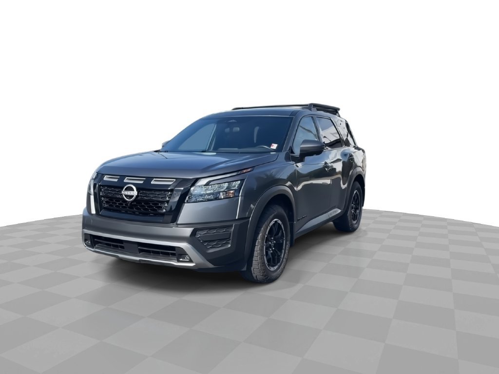 Used 2025 Nissan Pathfinder Rock Creek AWD/4WD image 3