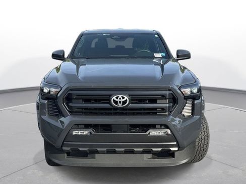 Used 2024 Toyota Tacoma SR5 image 3