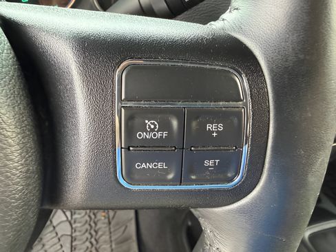 Used 2017 Jeep Wrangler Sport w/ Quick Order Package 24S AWD/4WD image 17