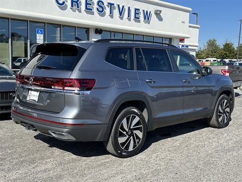 Used 2025 Volkswagen Atlas SE image 6