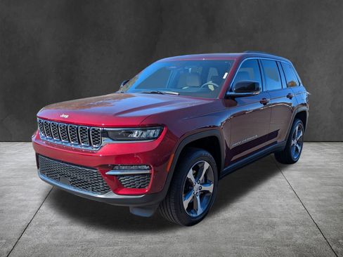 New 2025 Jeep Grand Cherokee Limited image 8