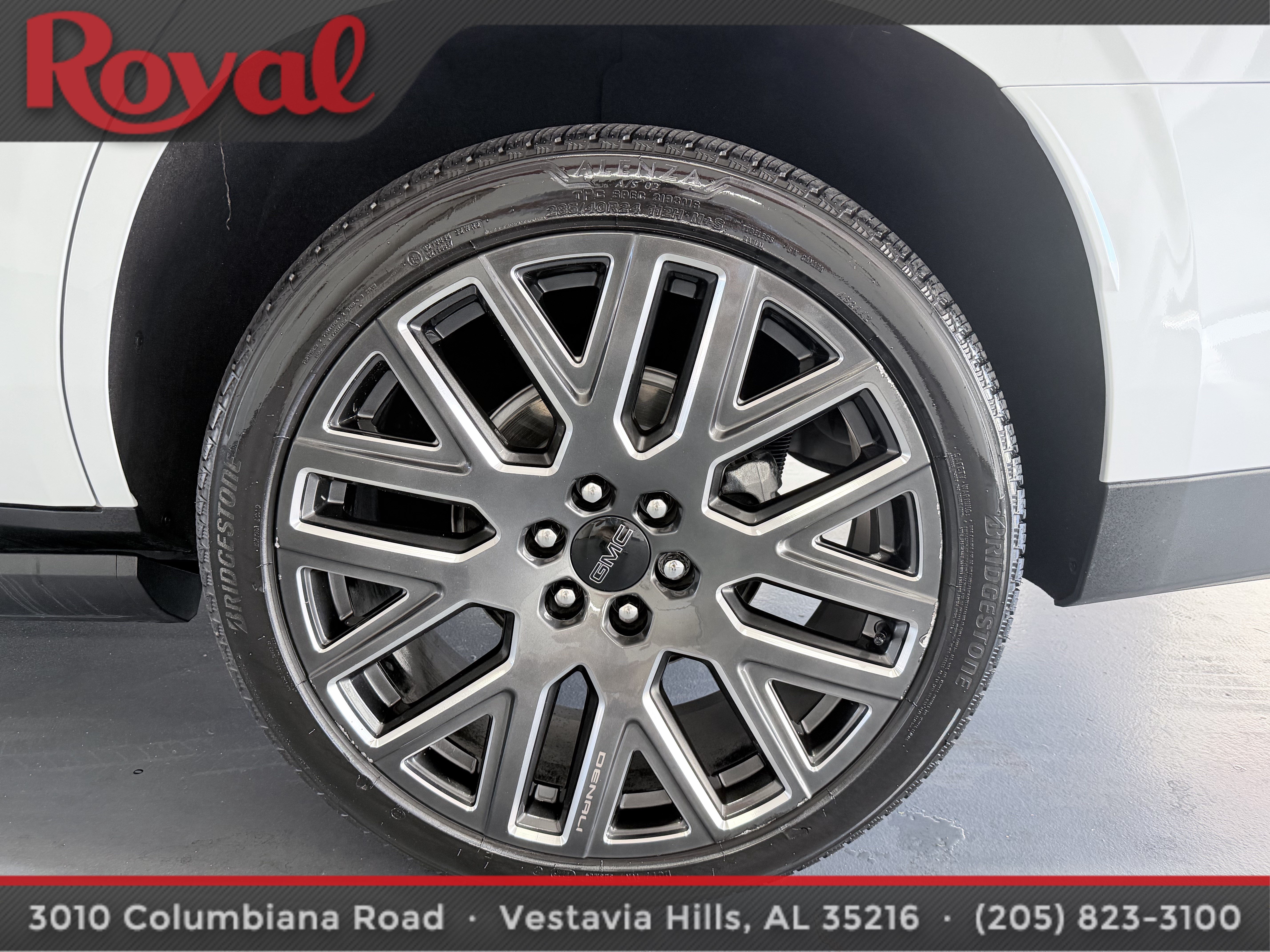 Used 2026 GMC Yukon Denali Ultimate AWD/4WD image 19