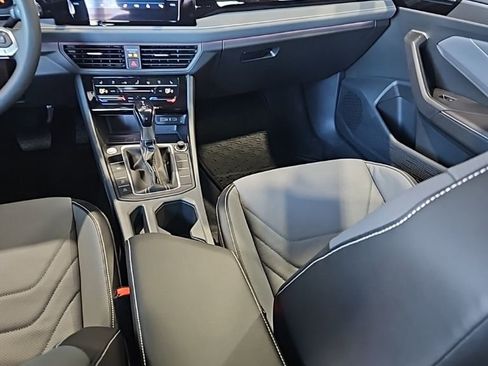 New 2026 Volkswagen Jetta SEL FWD image 23