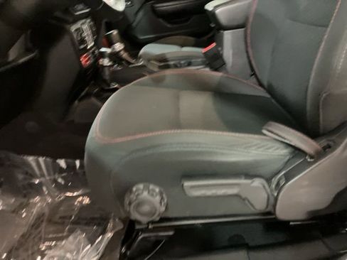 Used 2019 Jeep Wrangler Unlimited Rubicon image 10
