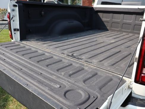 Used 2024 RAM 3500 Laramie w/ Night Edition image 39