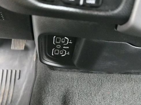 Used 2023 RAM 1500 Big Horn AWD/4WD image 31