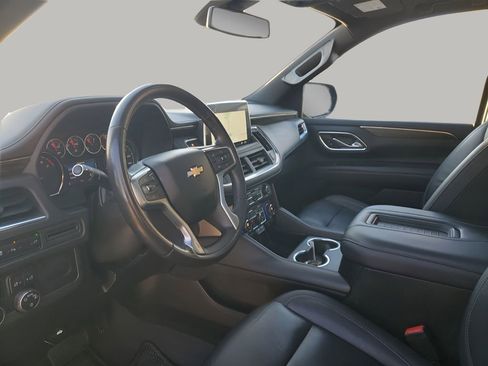 Used 2021 Chevrolet Suburban LT w/ Rear Media and Nav Package image 31