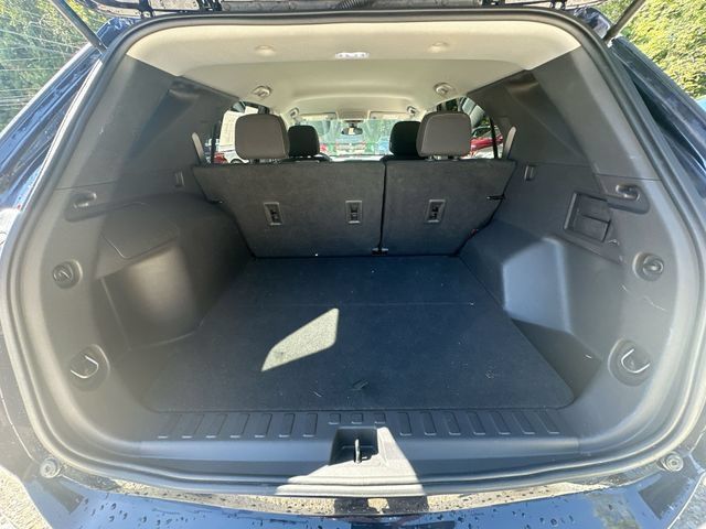 Used 2021 Chevrolet Equinox LT FWD image 30