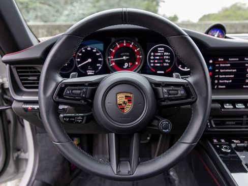 Certified 2022 Porsche 911 Targa 4 GTS image 36