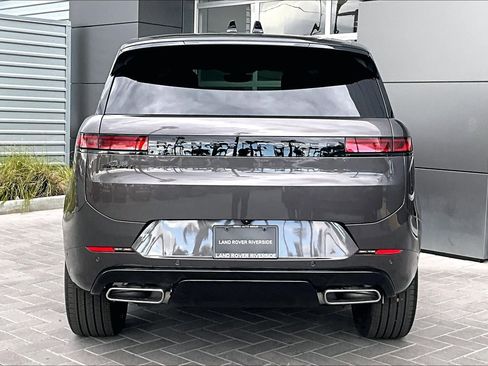 New 2026 Land Rover Range Rover Sport Dynamic SE AWD/4WD image 4