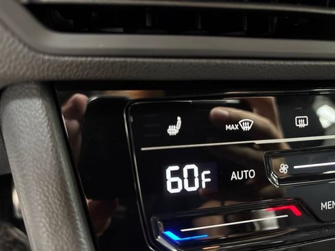 Used 2025 Volkswagen Jetta Sport FWD image 22
