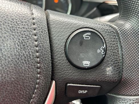 Used 2016 Toyota Corolla LE FWD image 15