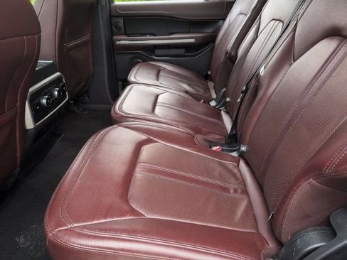 Used 2024 Ford Expedition Limited AWD/4WD image 28