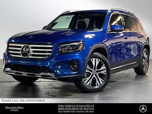 Used 2025 Mercedes-Benz GLB 250 4MATIC image 1