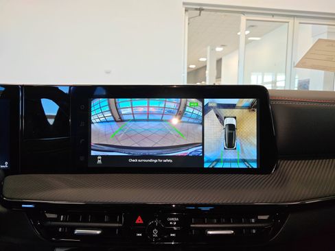 New 2026 Nissan Kicks SR w/ Cold Weather Package image 22