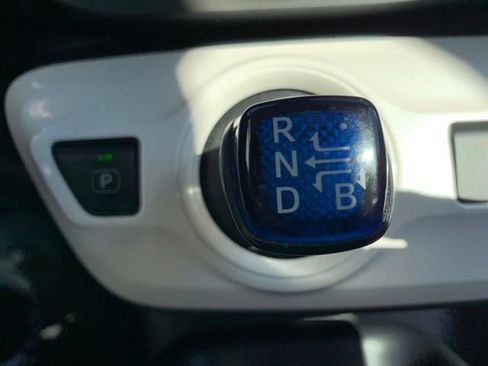 Used 2017 Toyota Prius Two w/ Prius Two Safety Plus Package image 23