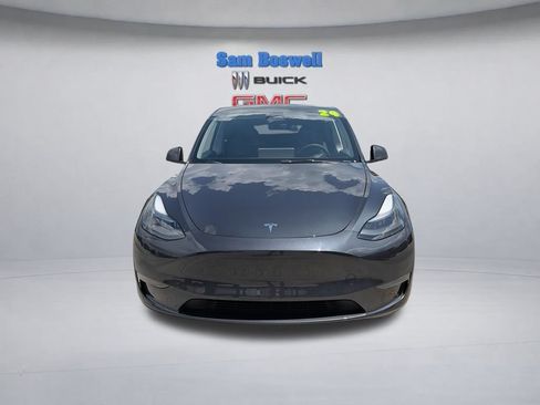 Used 2024 Tesla Model Y Long Range AWD/4WD image 4