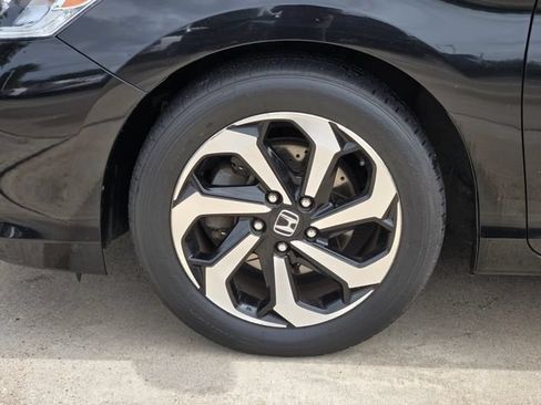 Used 2016 Honda Accord EX-L image 10