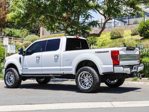 Used 2021 Ford F350 Platinum w/ Tremor Off-Road Package AWD/4WD image 3