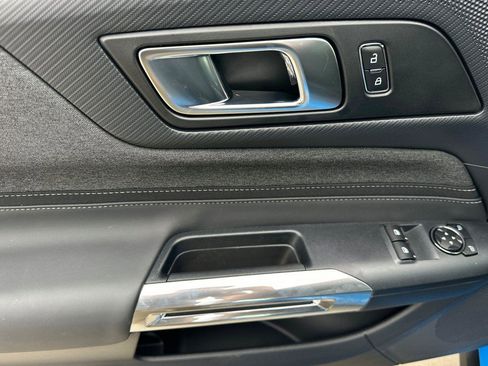 New 2025 Ford Mustang Coupe image 8