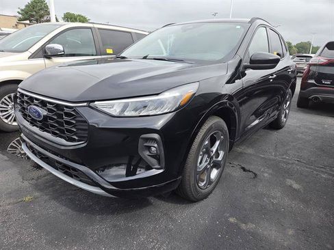 Used 2024 Ford Escape ST-Line Select w/ Tech Pack #1 AWD/4WD image 1