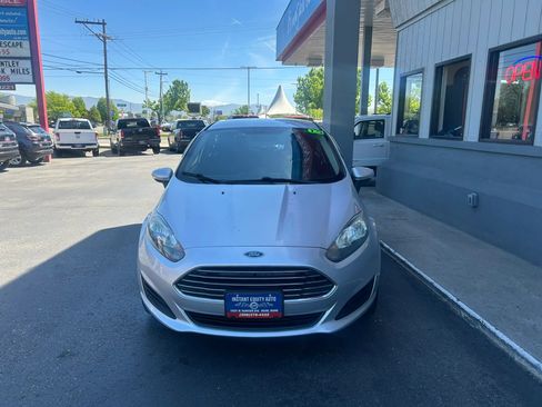 Used 2015 Ford Fiesta SE FWD image 22