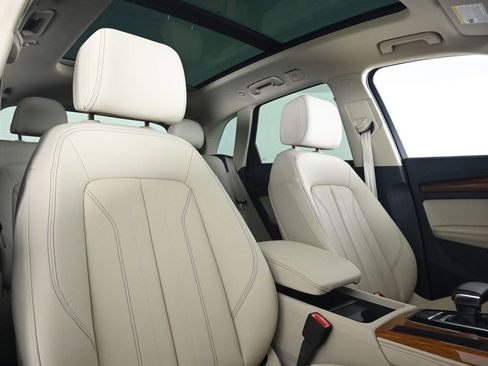 Certified 2023 Audi Q5 2.0T Premium Plus w/ Premium Plus Package image 16