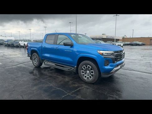 Used 2023 Chevrolet Colorado Z71 w/ Z71 Convenience Package 2 image 2