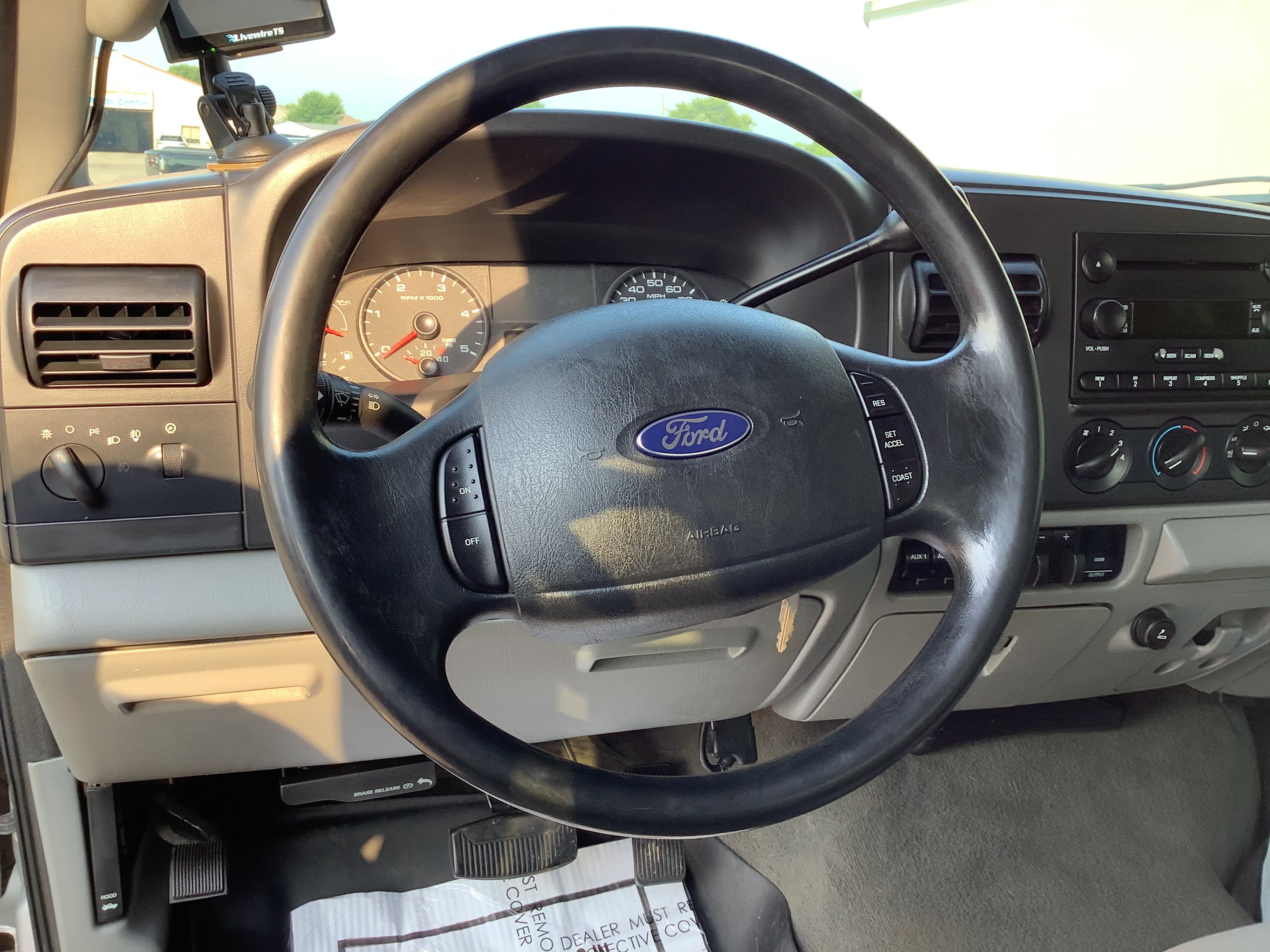Used 2007 Ford F250 4x4 Crew Cab Super Duty image 11