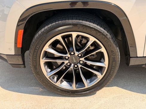 Used 2022 Jeep Wagoneer Series II w/ Premium Group I RWD image 18