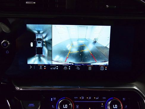 Used 2025 GMC Sierra 2500 Denali w/ Denali Reserve Package image 27