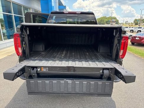Used 2019 GMC Sierra 1500 SLT w/ SLT Premium Plus Package image 29