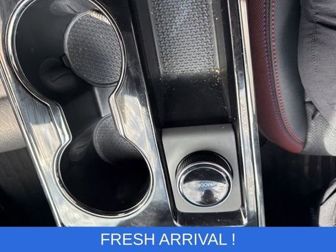 Used 2025 Chevrolet Equinox RS w/ Safety and Technology Package image 7